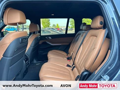 Used 2021 BMW X7 M50i w/ Dynamic Handling Package AWD/4WD image 10