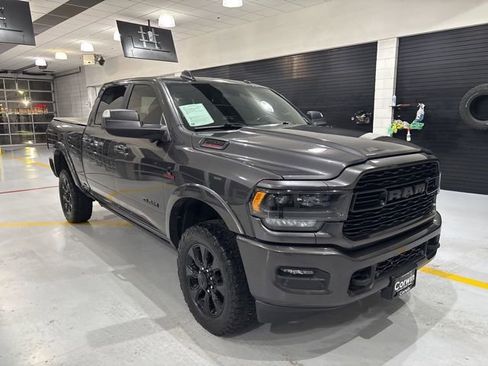Used 2022 RAM 2500 Limited AWD/4WD image 4