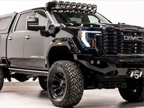 Used 2024 GMC Sierra 2500 Denali Ultimate w/ Max Trailering Package AWD/4WD image 5