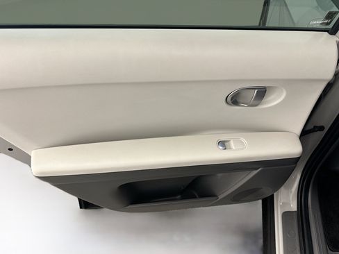 Used 2024 Hyundai Ioniq 5 SEL image 26