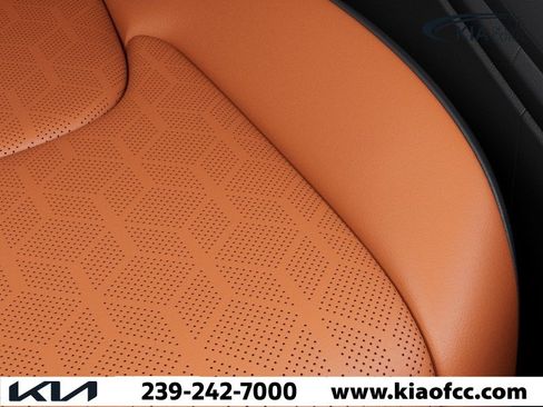 New 2026 Kia Carnival EX FWD image 24