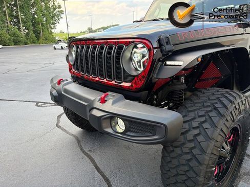 Certified 2023 Jeep Gladiator Rubicon w/ Cold Weather Group AWD/4WD image 18