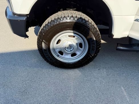 Used 2020 Ford F350 XL w/ Power Equipment Group image 24