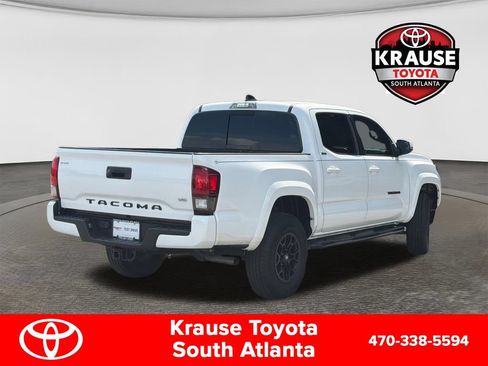 Used 2022 Toyota Tacoma SR5 w/ Technology Package RWD image 7