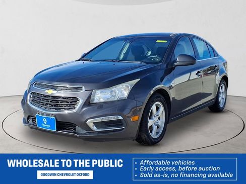 Used 2015 Chevrolet Cruze LT image 1