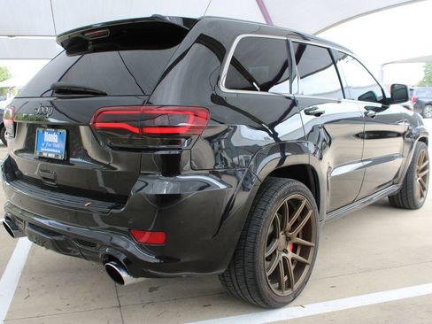 Used 2014 Jeep Grand Cherokee SRT8 w/ Luxury Group II AWD/4WD image 8