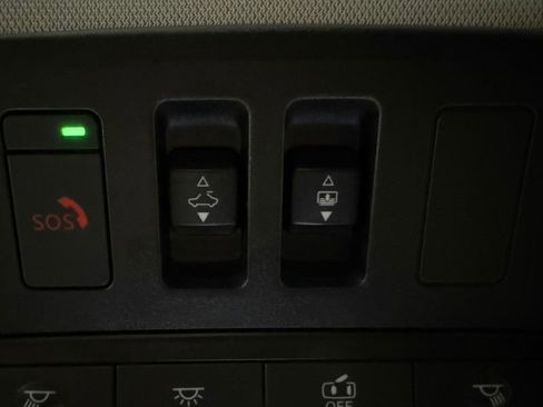 Used 2023 Nissan Pathfinder Platinum w/ Lighting Package (N93) image 42