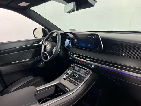 Used 2025 Hyundai Palisade Calligraphy FWD image 36