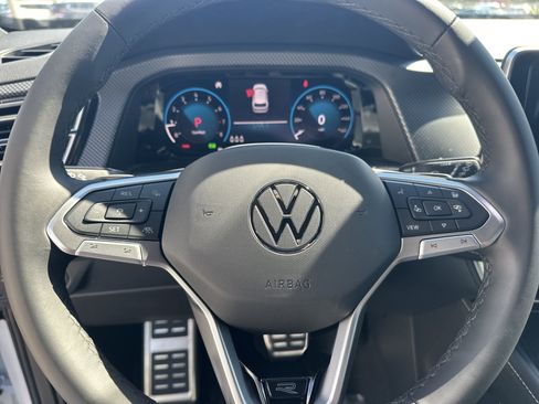 New 2026 Volkswagen Atlas Cross Sport SEL Premium R-Line image 18