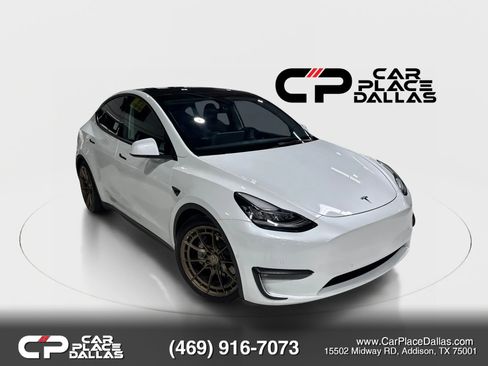 Used 2021 Tesla Model Y Long Range AWD/4WD image 1