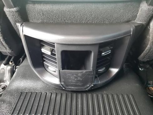 Used 2024 RAM 2500 Tradesman w/ Chrome Appearance Group AWD/4WD image 14