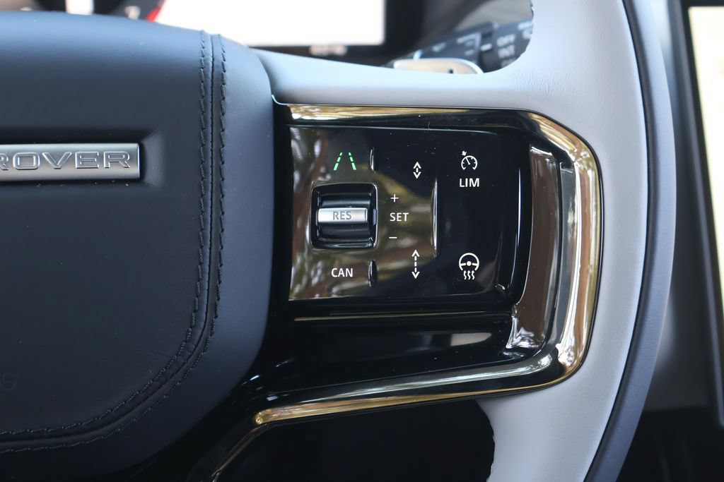 New 2026 Land Rover Range Rover Velar S AWD/4WD image 21