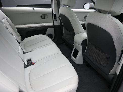 Used 2025 Hyundai Ioniq 5 Limited RWD image 33