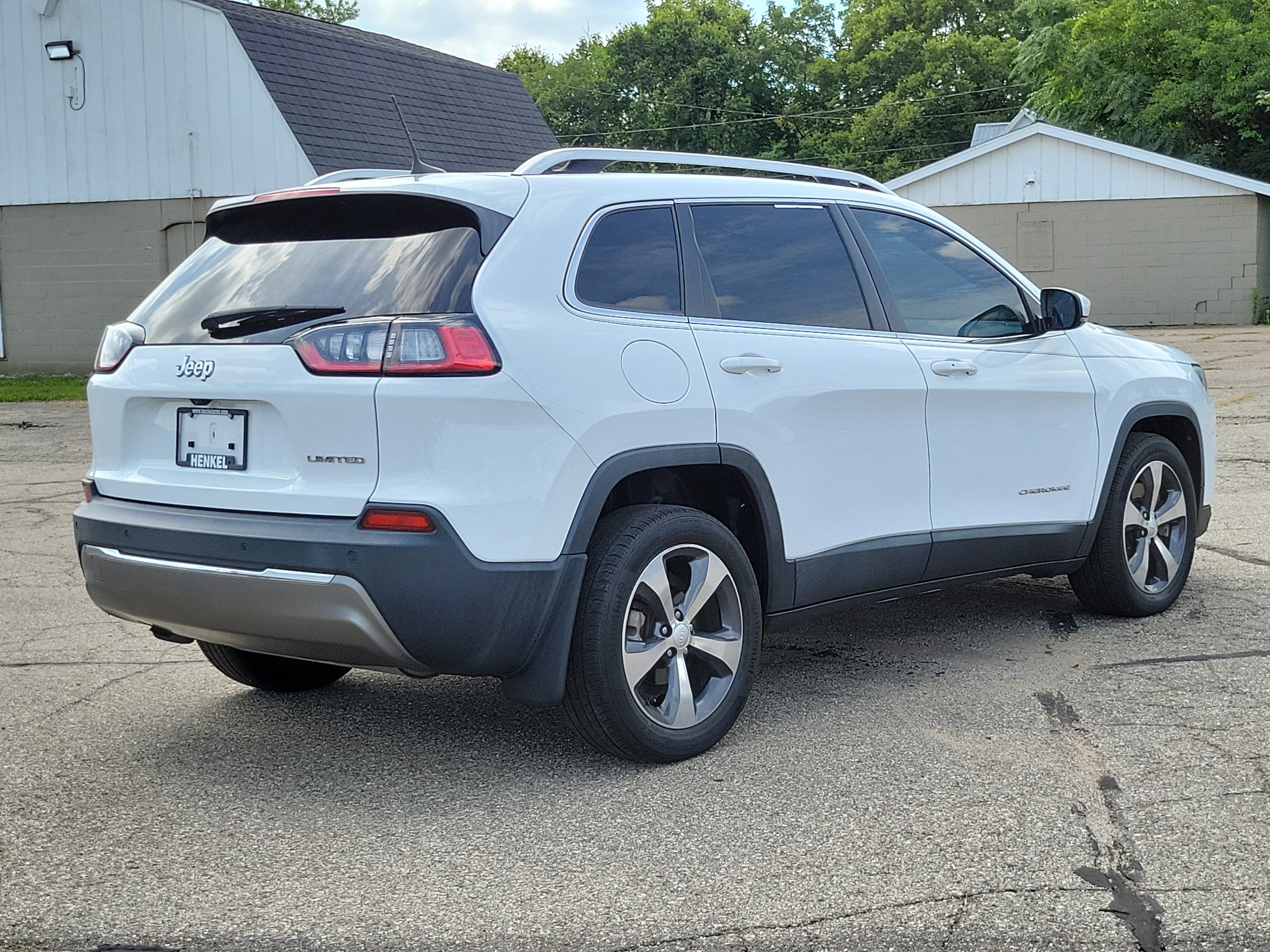 Used 2019 Jeep Cherokee Limited FWD image 4