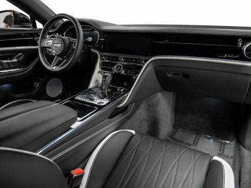 Used 2023 Bentley Flying Spur W12 image 58