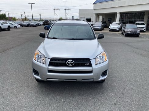 Used 2012 Toyota RAV4 4WD V6 w/ Tow Prep Pkg image 36