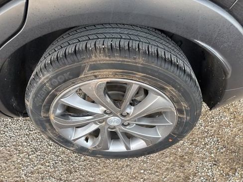 Used 2023 Buick Encore GX Essence w/ Experience Buick Package image 5