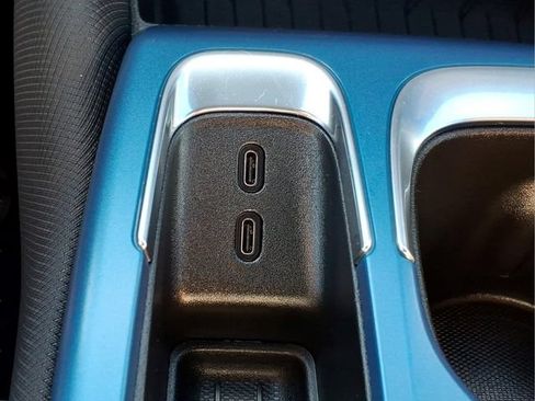 Used 2024 Chevrolet Equinox EV LT FWD image 22