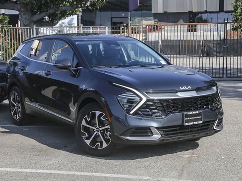 Certified 2024 Kia Sportage EX image 2