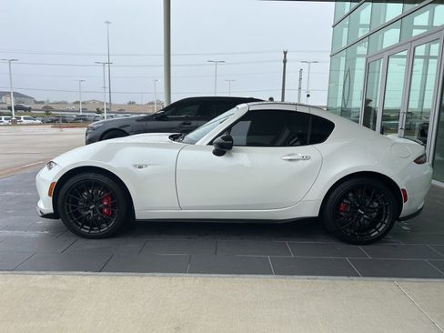 Used 2024 MAZDA MX-5 Miata RF Club image 3