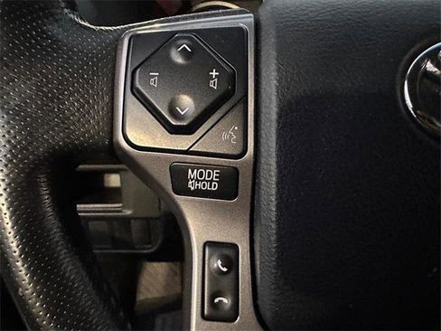 Certified 2017 Toyota Tacoma SR5 w/ Tow Package image 18