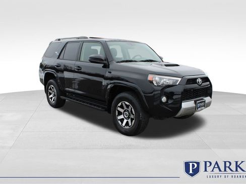 Used 2019 Toyota 4Runner TRD Off-Road image 1