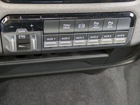 New 2026 RAM 2500 Tradesman AWD/4WD image 24