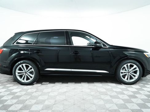 New 2025 Audi Q7 3.0T Prestige image 8