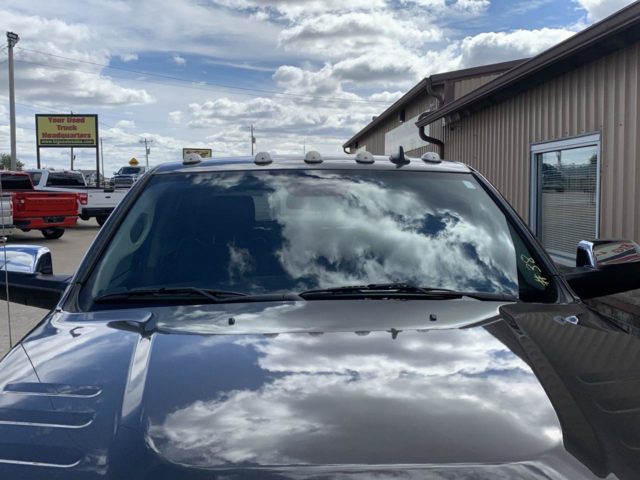 Used 2017 RAM 3500 Laramie AWD/4WD image 8