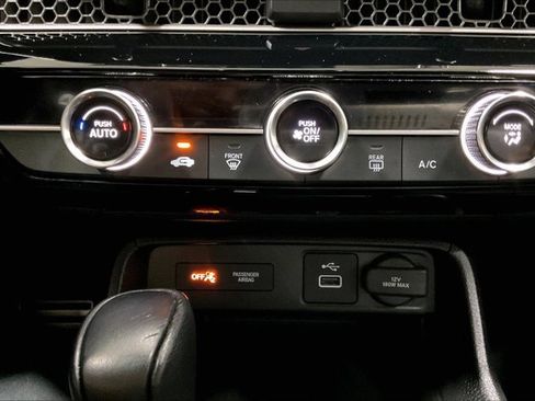 Used 2023 Honda Civic Sport image 32