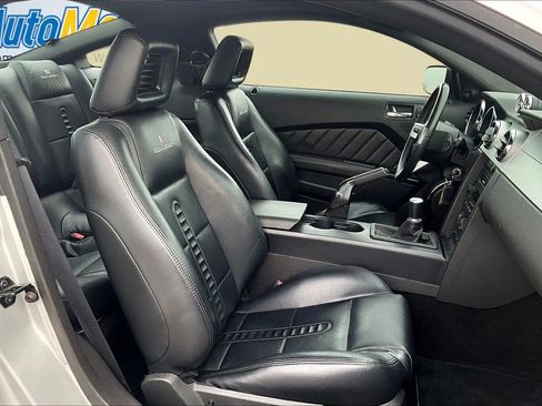 Used 2006 Ford Mustang GT RWD image 35