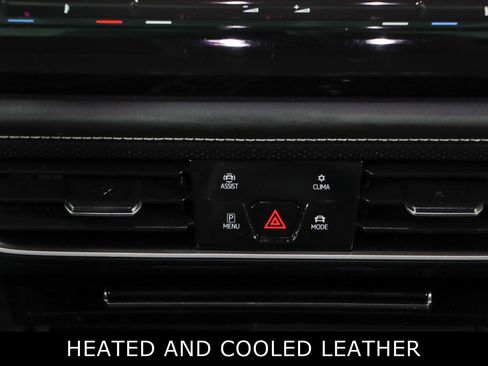 Used 2024 Volkswagen Atlas SE image 20