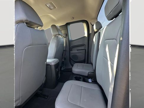 Used 2021 Chevrolet Colorado W/T image 19