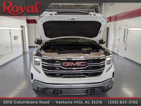 Used 2024 GMC Sierra 1500 SLT w/ SLT Premium Plus Package AWD/4WD image 24