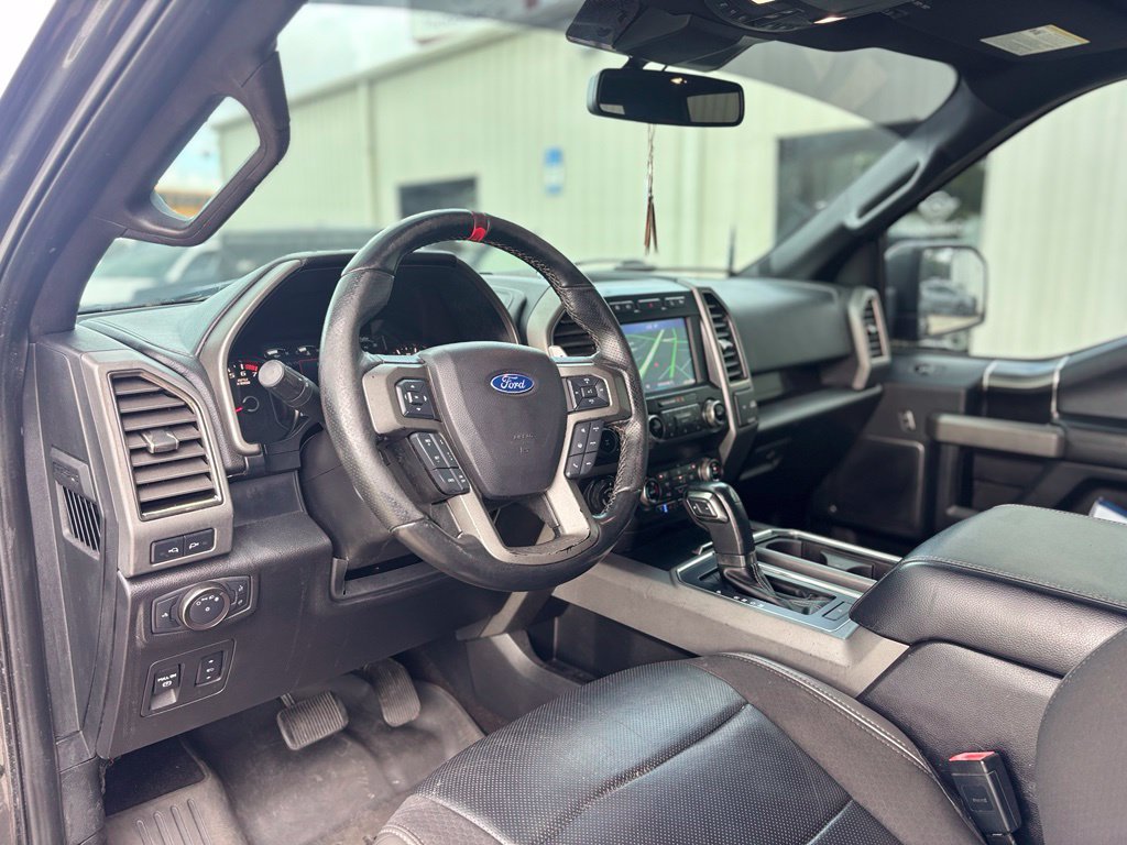 Used 2019 Ford F150 Raptor w/ Equipment Group 802A Luxury AWD/4WD image 14