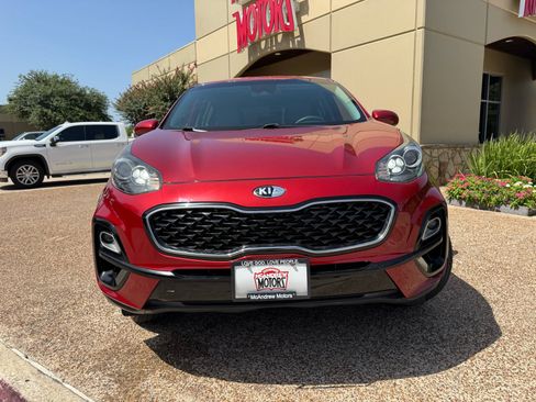 Used 2020 Kia Sportage LX AWD/4WD image 3