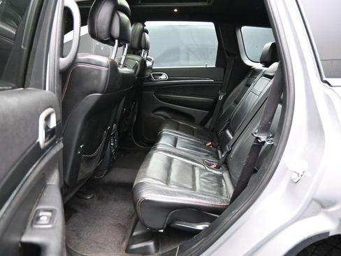 Used 2018 Jeep Grand Cherokee Trailhawk w/ Trailhawk Luxury Group AWD/4WD image 26