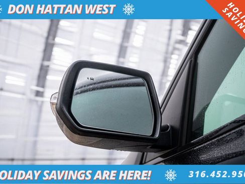 Used 2023 GMC Acadia SLE w/ Elevation Edition image 34