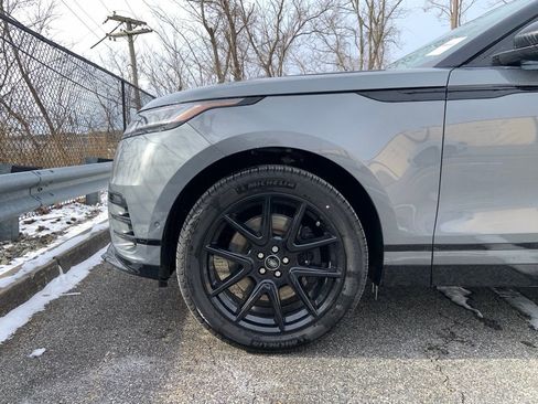 New 2026 Land Rover Range Rover Velar Dynamic SE image 9