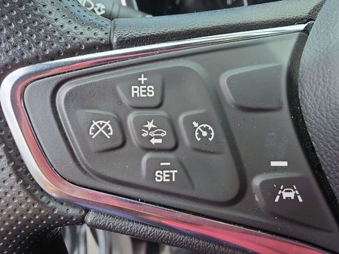 Certified 2023 Chevrolet Equinox LT FWD image 18