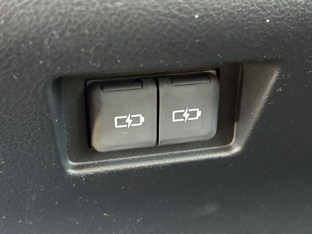 Used 2025 Lexus GX 550 w/ Accessory Package (31) AWD/4WD image 25