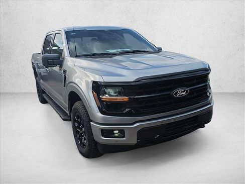 New 2026 Ford F150 XLT w/ Equipment Group 302A MID image 7