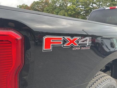 New 2026 Ford F350 XLT w/ FX4 Off-Road Package image 9
