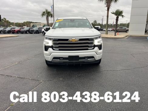 Used 2022 Chevrolet Silverado 1500 High Country w/ Z71 Off-Road Package image 34