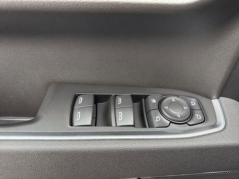 Used 2026 GMC Sierra 1500 SLT image 29