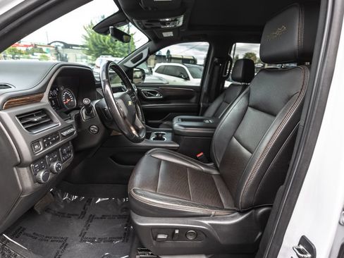 Used 2021 Chevrolet Tahoe High Country w/ Premium Package AWD/4WD image 19