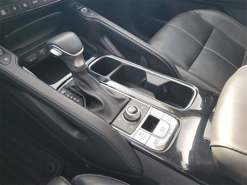 Used 2024 Kia Telluride SX image 20