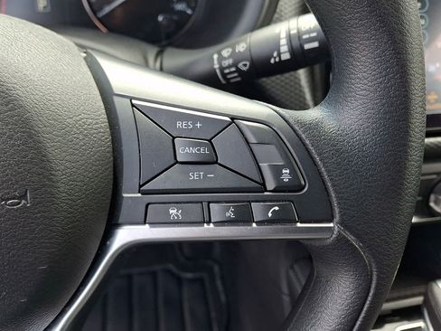 Used 2024 Nissan Kicks SV FWD image 23