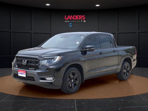 Used 2025 Honda Ridgeline Black Edition image 1