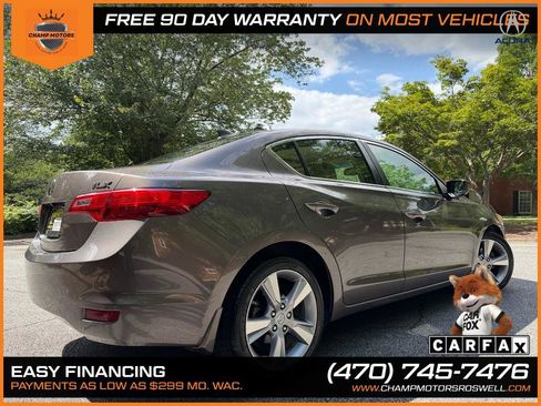 Used 2014 Acura ILX w/ Technology Package FWD image 9